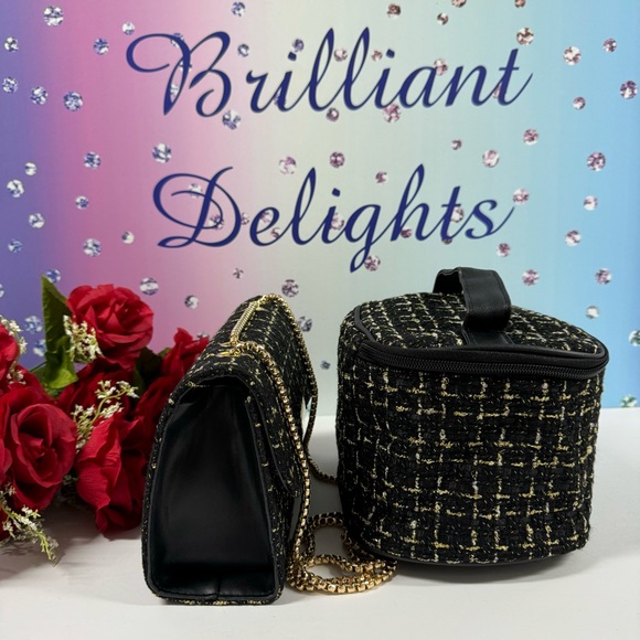 SOLD CROSSBODY & VANITY BAG SET - Picture 4 of 9